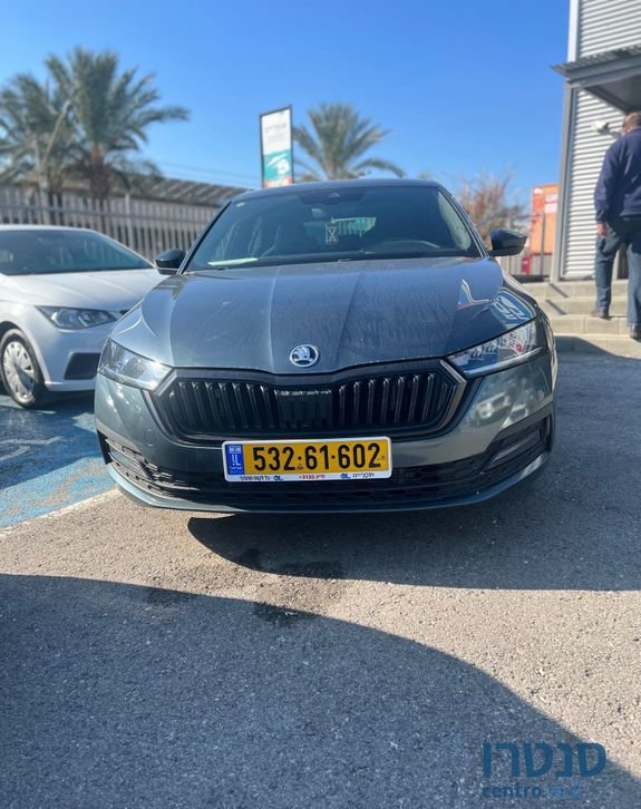 2021' Skoda Octavia סקודה אוקטביה photo #4