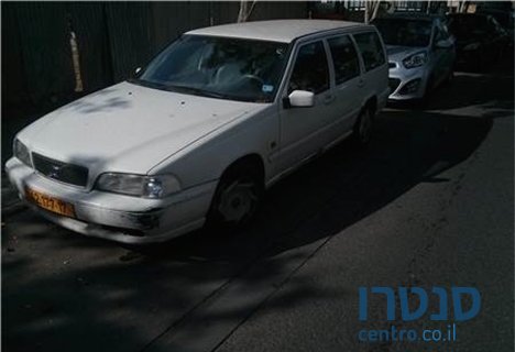 1999' Volvo V70 photo #1