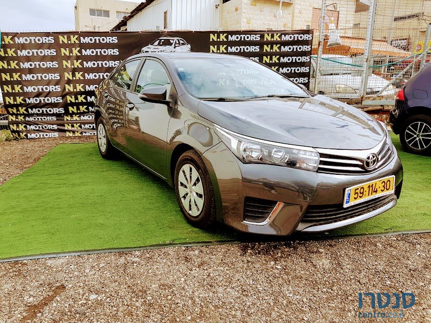 2014' Toyota Corolla photo #1