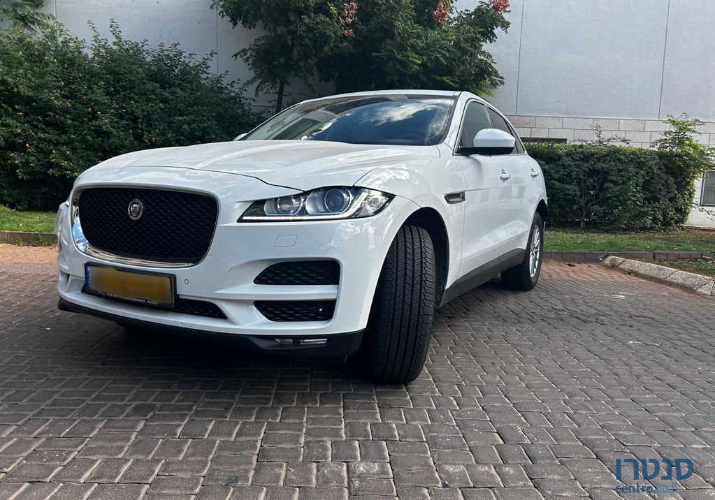 2020' Jaguar F-Pace יגואר photo #1