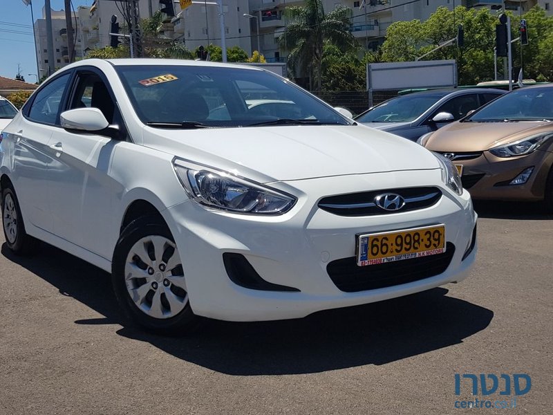 2016' Hyundai i25 photo #5