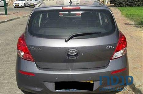 2014' Hyundai i20 יונדאי photo #1