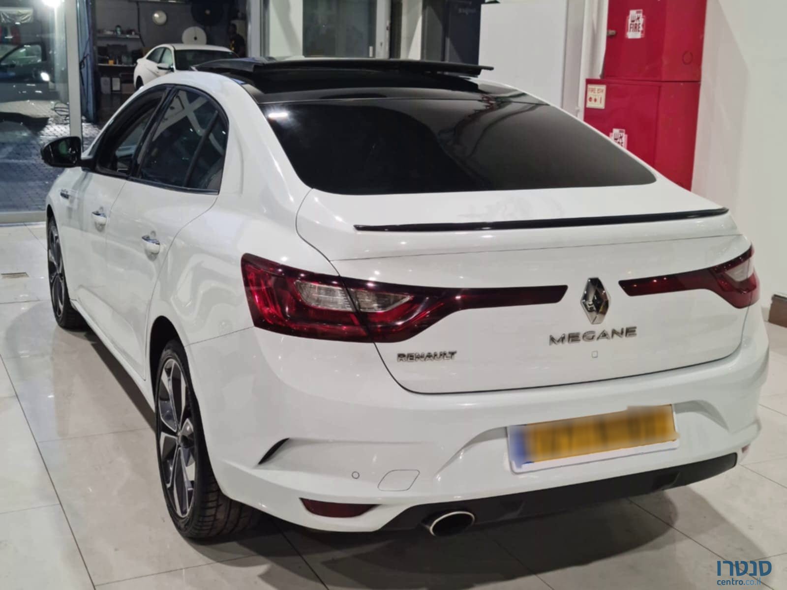 2021' Renault Megane photo #4