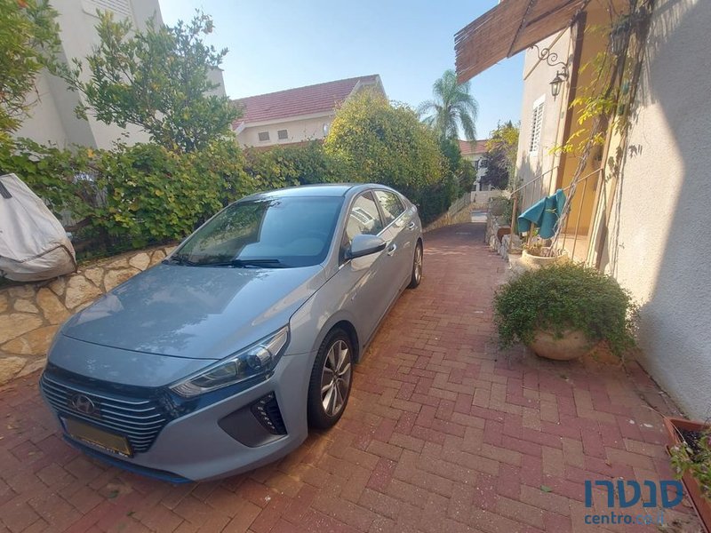 2018' Hyundai Ioniq יונדאי איוניק photo #5