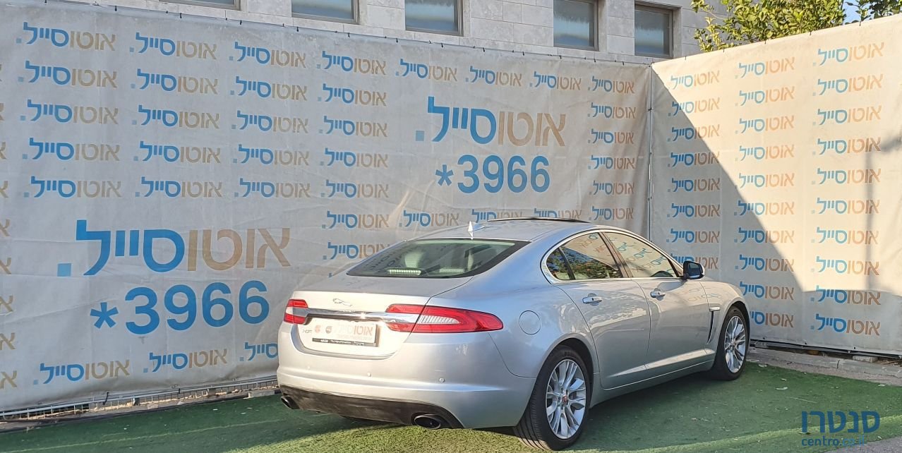 2015' Jaguar XF יגואר photo #6