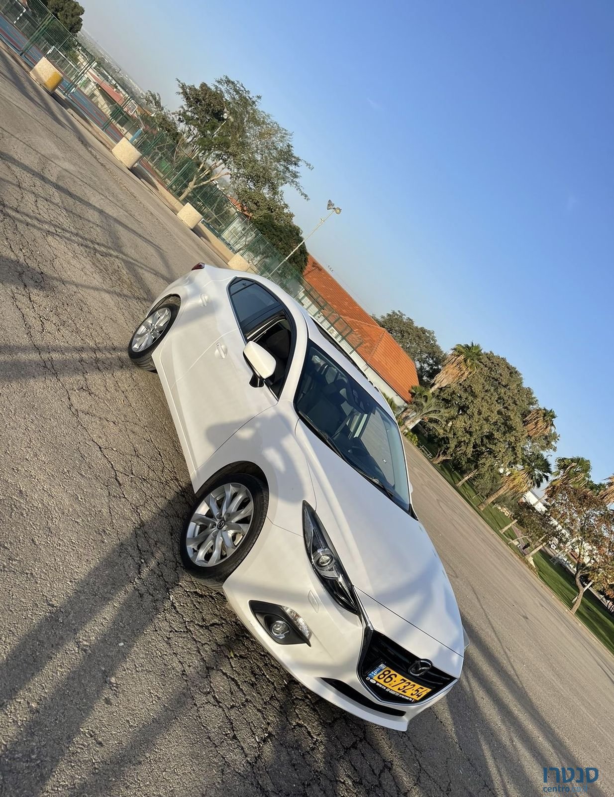 2015' Mazda 3 מאזדה photo #1