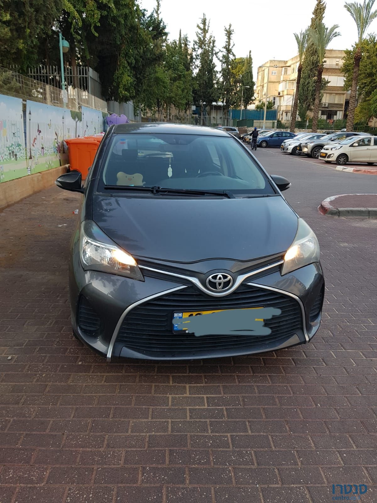 2016' Toyota Yaris טויוטה יאריס photo #1