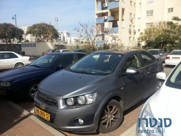 2013' Chevrolet Sonic photo #1