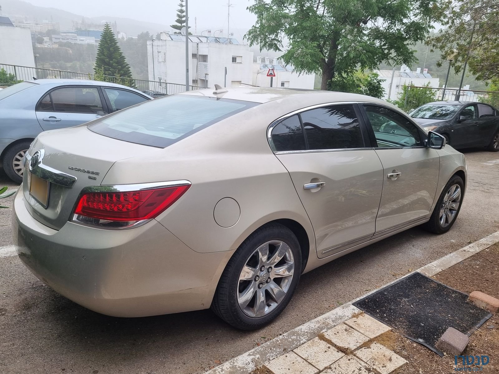 2011' Buick LaCross ביואיק לה קרוס photo #1