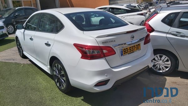 2018' Nissan Sentra photo #2
