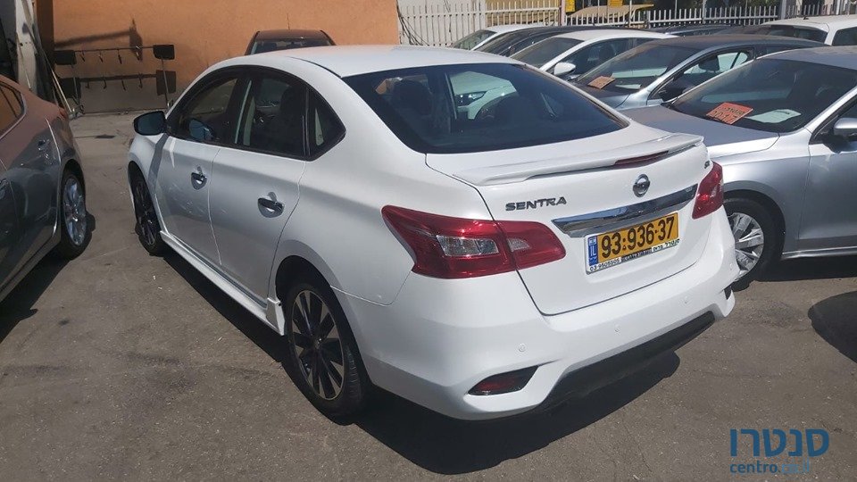 2017' Nissan Sentra photo #2