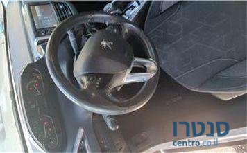 2017' Peugeot 2008 פיג'ו  2008 אקטיב photo #1