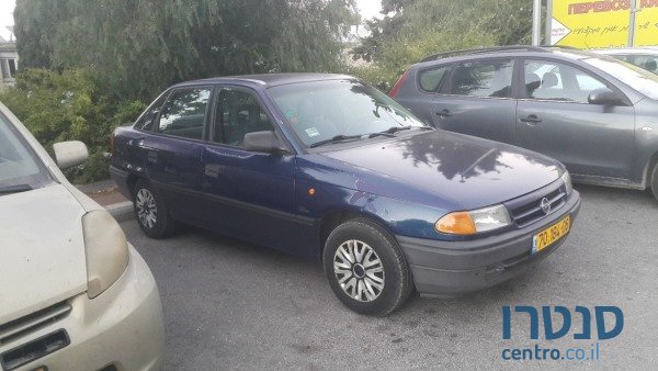 1993' Opel Astra photo #1