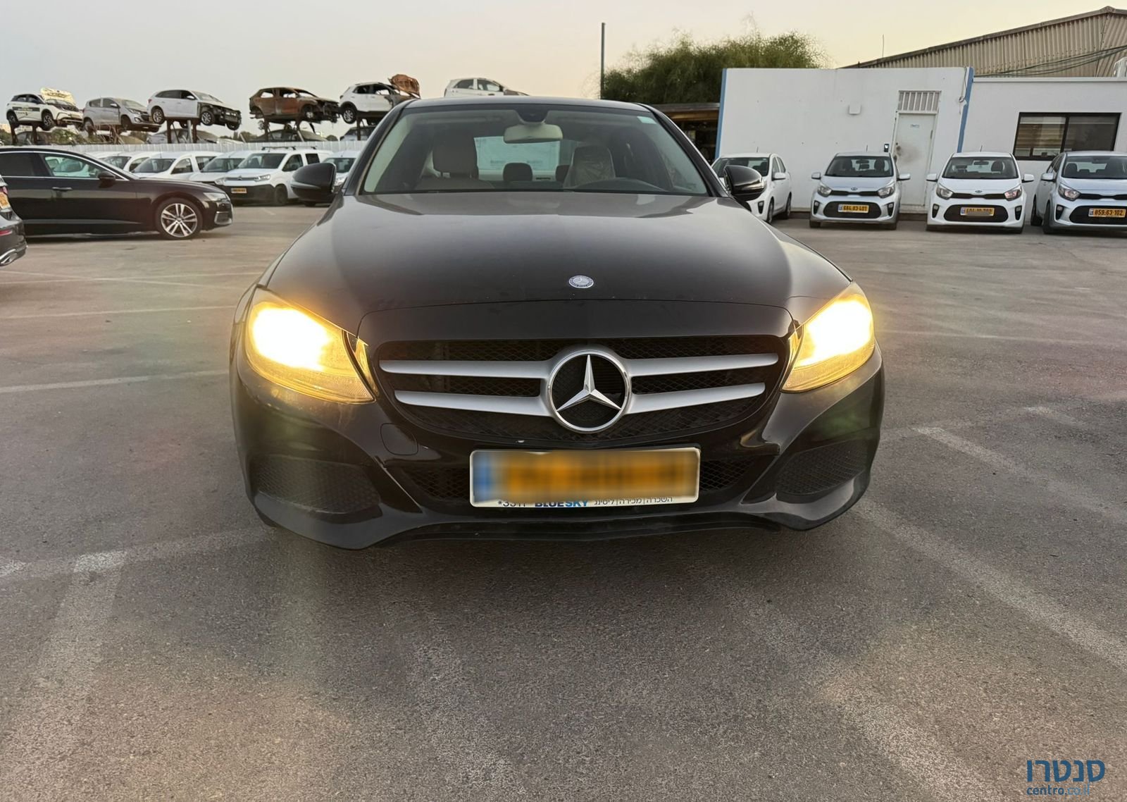 2017' Mercedes-Benz C-Class מרצדס-בנץ photo #5