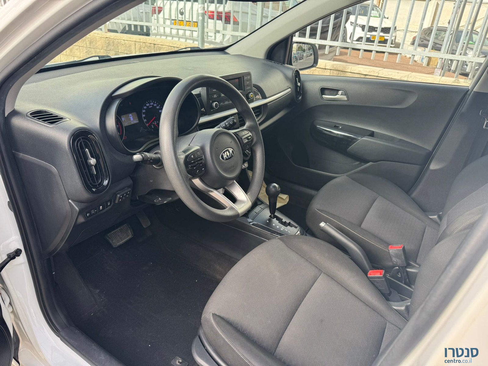 2020' Kia Picanto photo #2