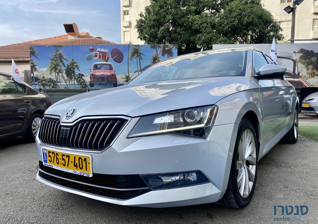 2018' Skoda Superb סקודה סופרב photo #1