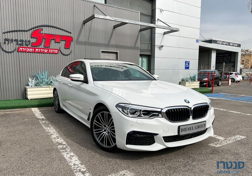 2019' BMW 5 Series ב.מ.וו סדרה 5 photo #1