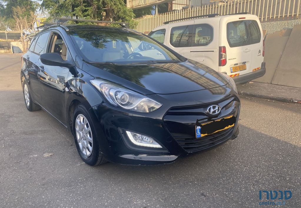 2014' Hyundai i30 יונדאי photo #1