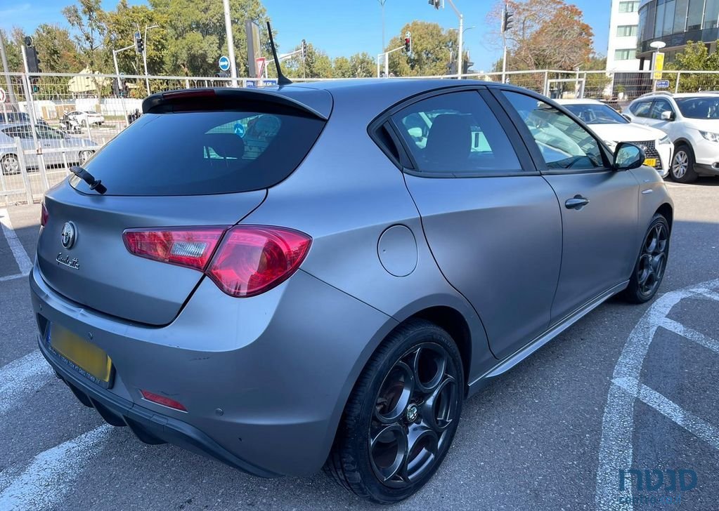 2016' Alfa Romeo Giulietta אלפא רומיאו ג'ולייטה photo #2
