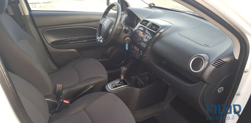 2015' Mitsubishi Attrage photo #3