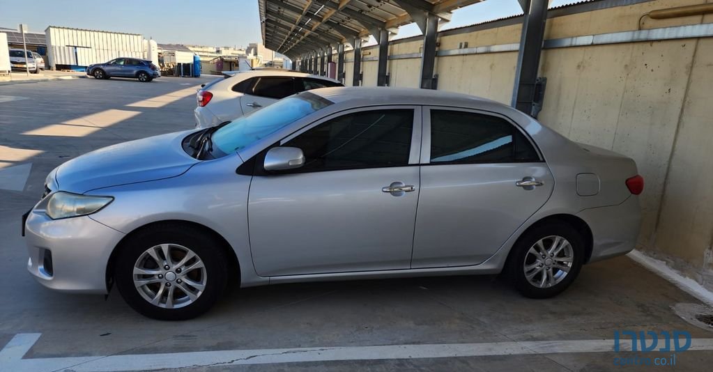2012' Toyota Corolla טויוטה קורולה photo #3