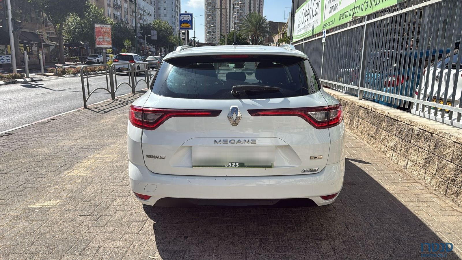 2020' Renault Megane photo #5