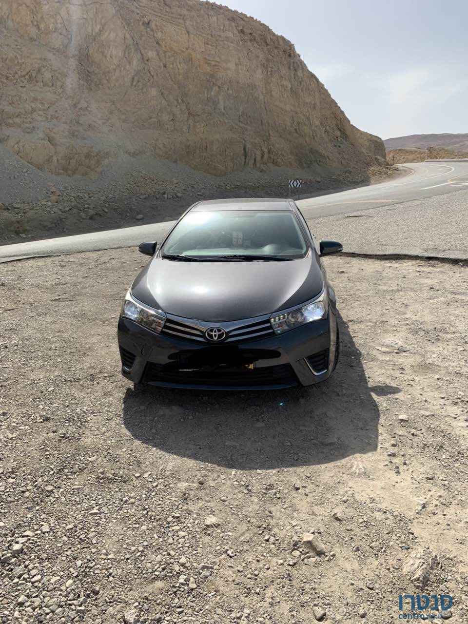 2014' Toyota Corolla photo #1