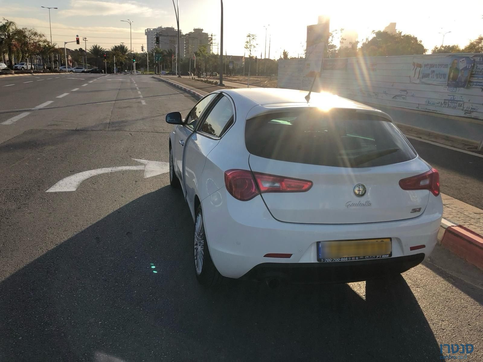 2012' Alfa Romeo Giulietta אלפא רומיאו ג'ולייטה photo #2