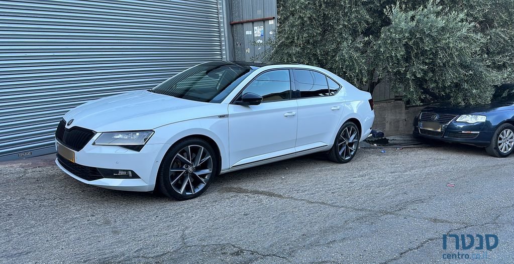 2018' Skoda Superb סקודה סופרב photo #1