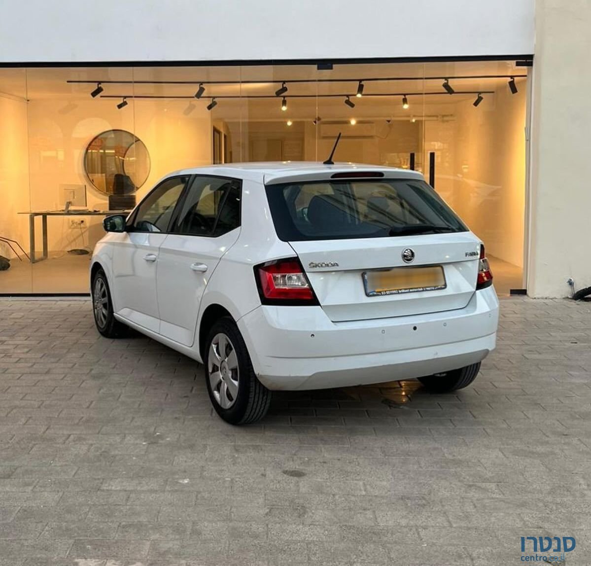 2016' Skoda Fabia סקודה פאביה photo #4