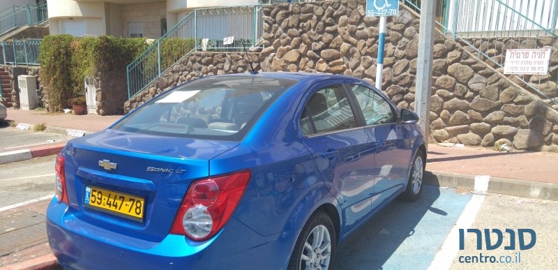 2012' Chevrolet Sonic photo #1