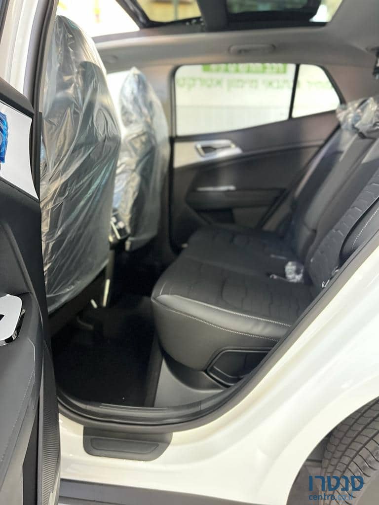 2022' Kia Sportage photo #7