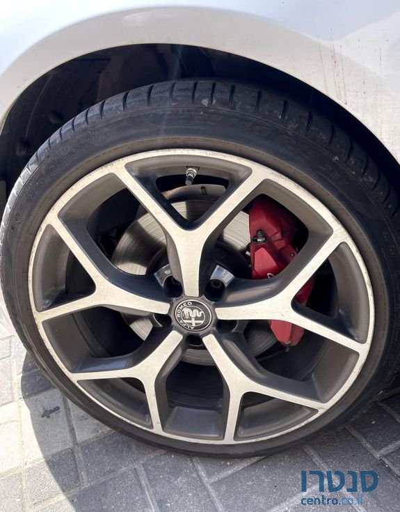 2021' Alfa Romeo Giulia אלפא רומיאו ג'וליה photo #6