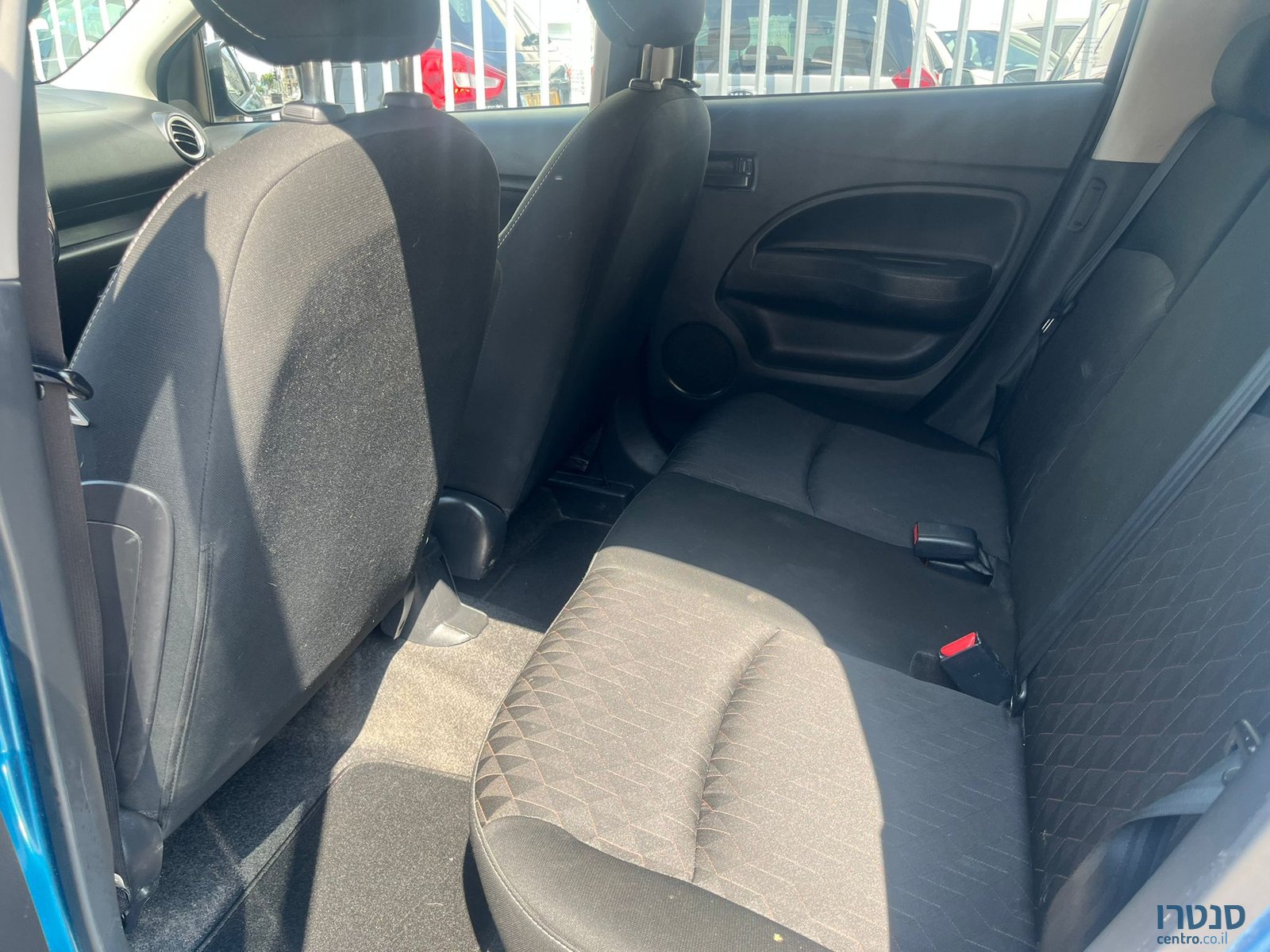 2020' Mitsubishi Space Star photo #4