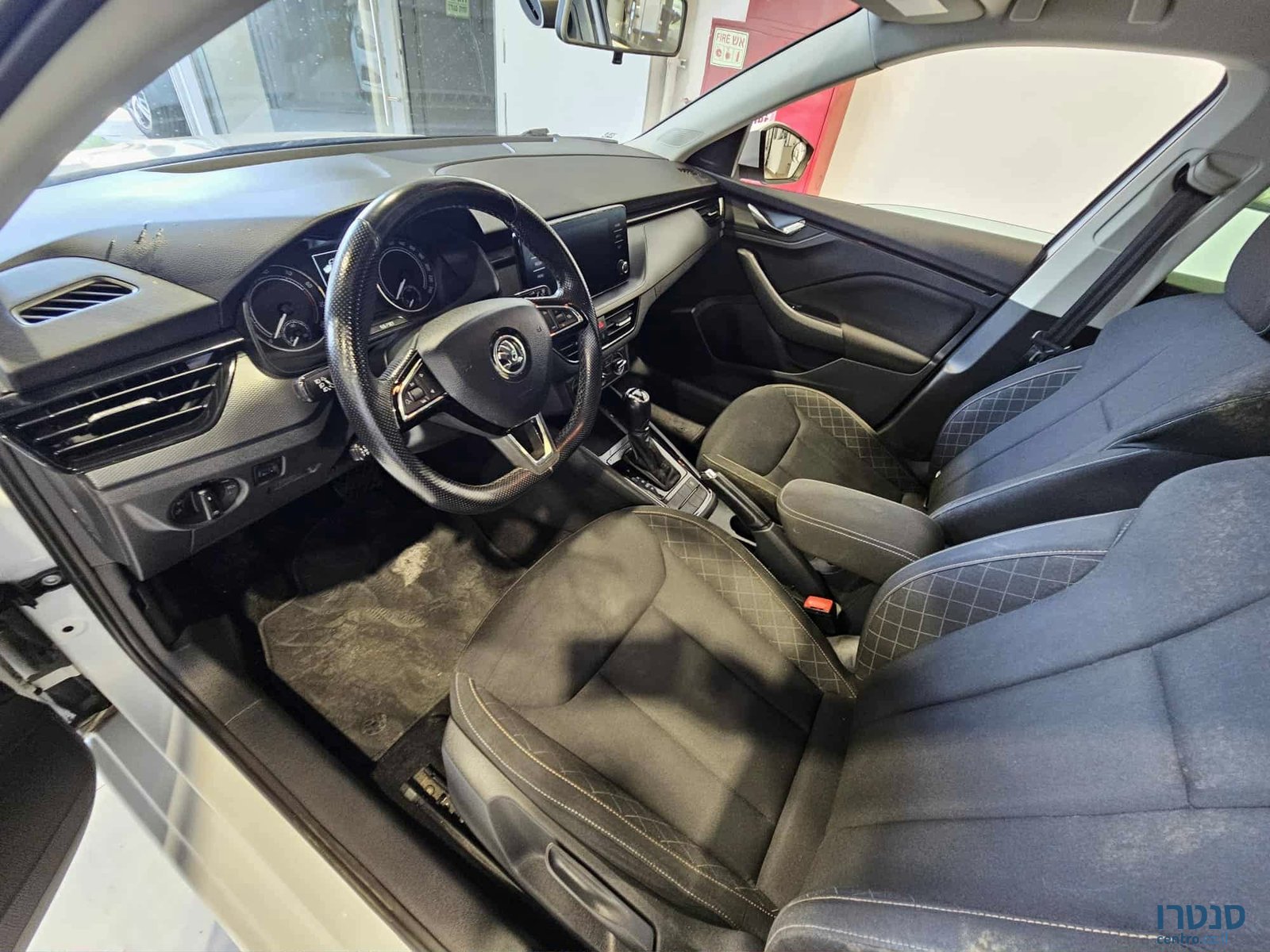 2020' Skoda Scala photo #6