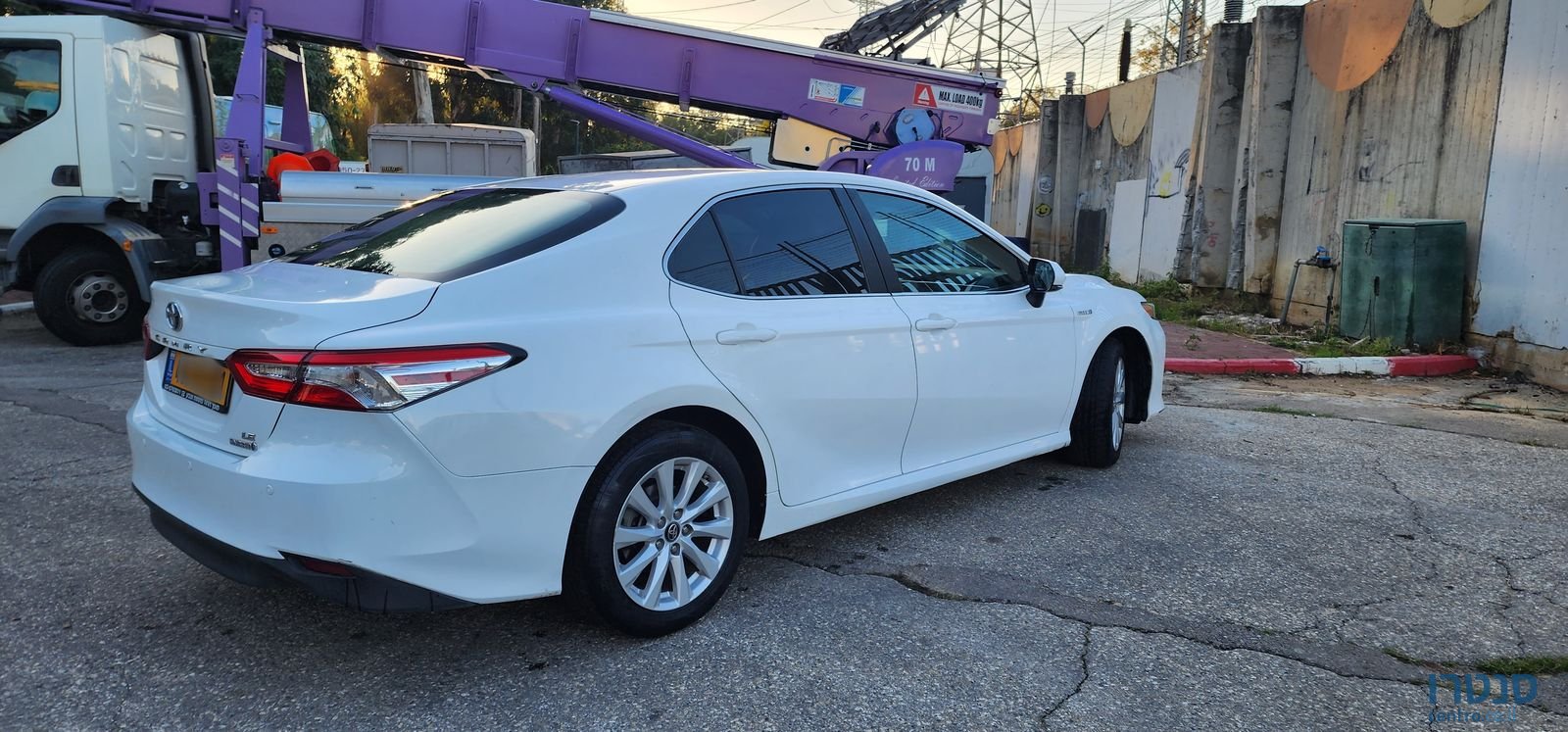 2018' Toyota Camry טויוטה קאמרי photo #3