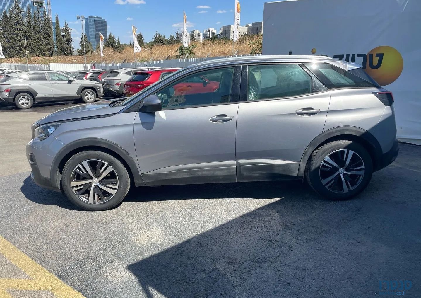 2020' Peugeot 3008 פיג'ו photo #2