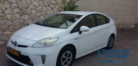 2012' Toyota Prius טויוטה פריוס photo #2