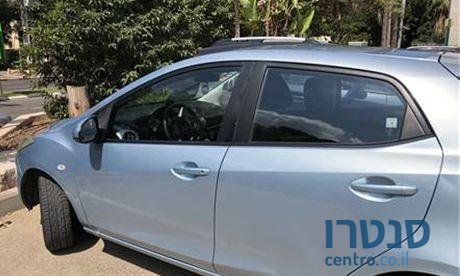 2010' Mazda 2 2 מאזדה photo #2