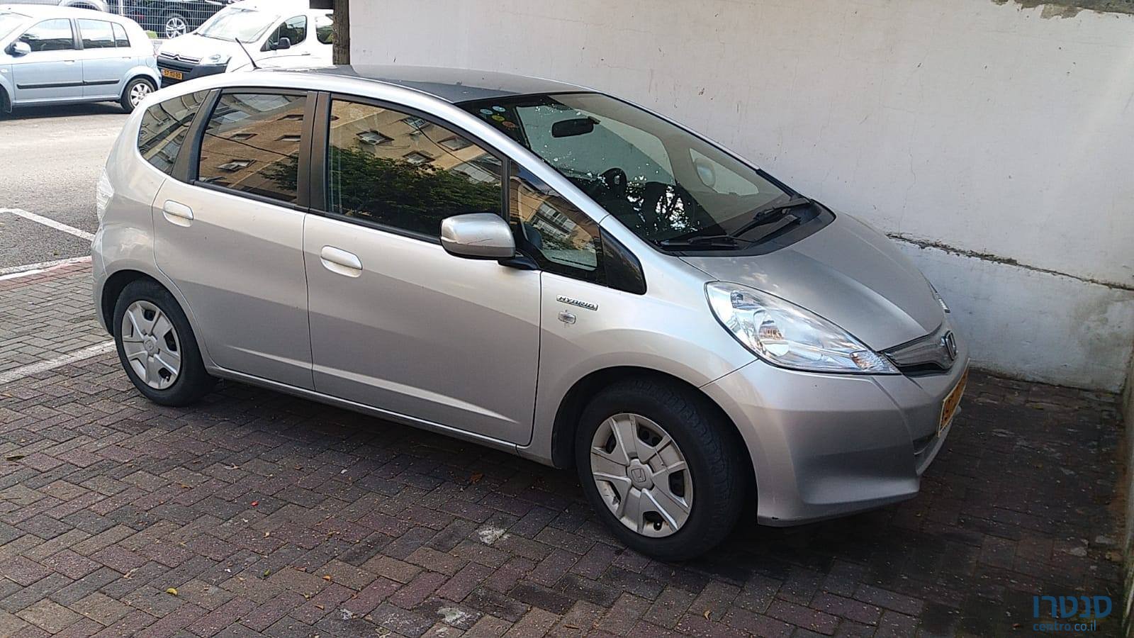 2013' Honda Jazz photo #1