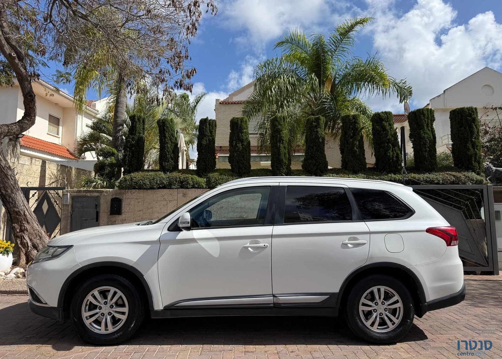 2016' Mitsubishi Outlander מיצובישי אאוטלנדר photo #3