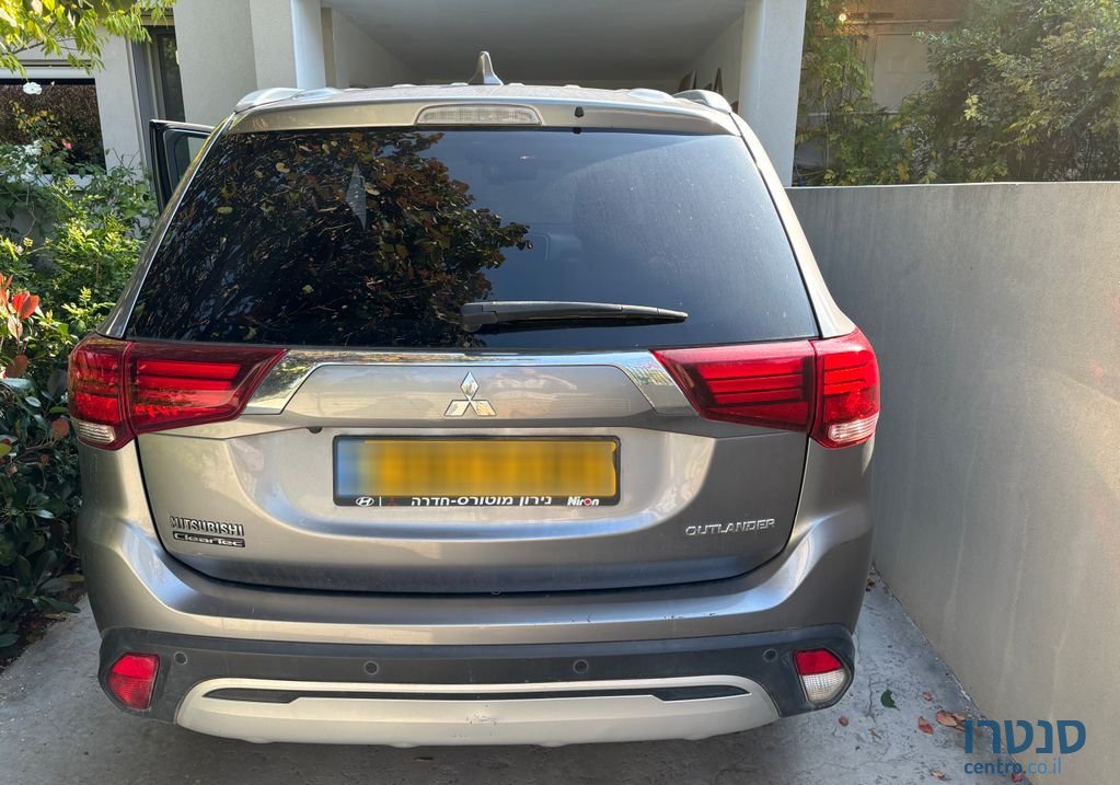 2019' Mitsubishi Outlander מיצובישי אאוטלנדר photo #2