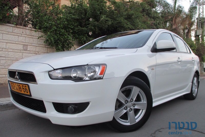 2010' Mitsubishi Lancer photo #1