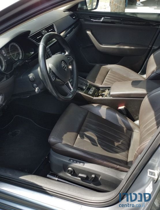 2016' Skoda Superb סקודה סופרב photo #4