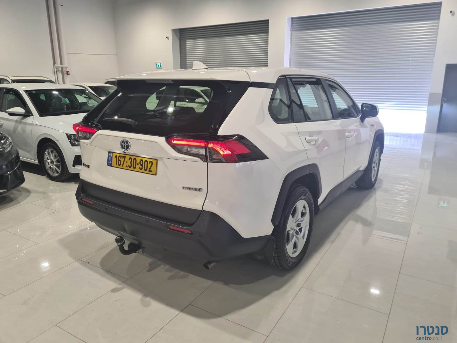 2020' Toyota RAV4 photo #2