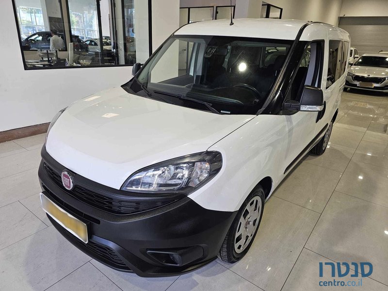 2021' Fiat Doblo photo #1