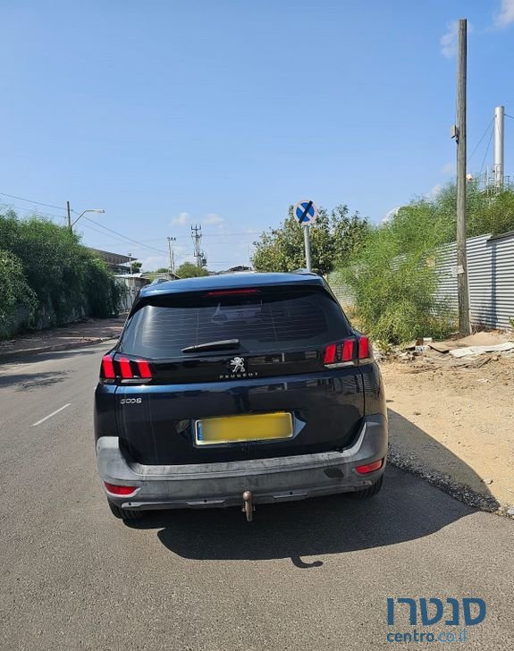 2018' Peugeot 5008 פיג'ו photo #4