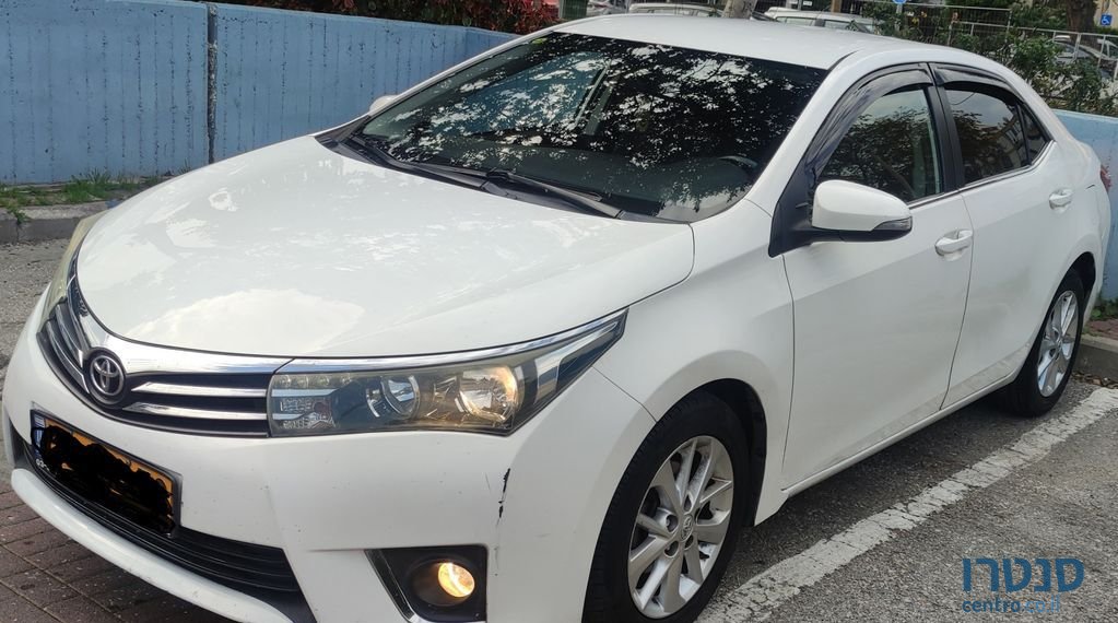2013' Toyota Corolla טויוטה קורולה photo #1