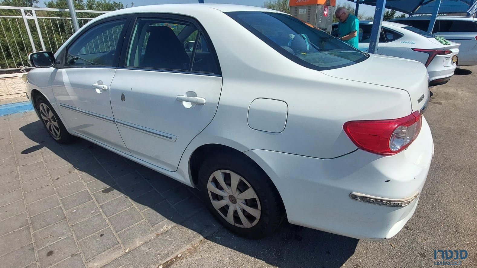 2010' Toyota Corolla טויוטה קורולה photo #4