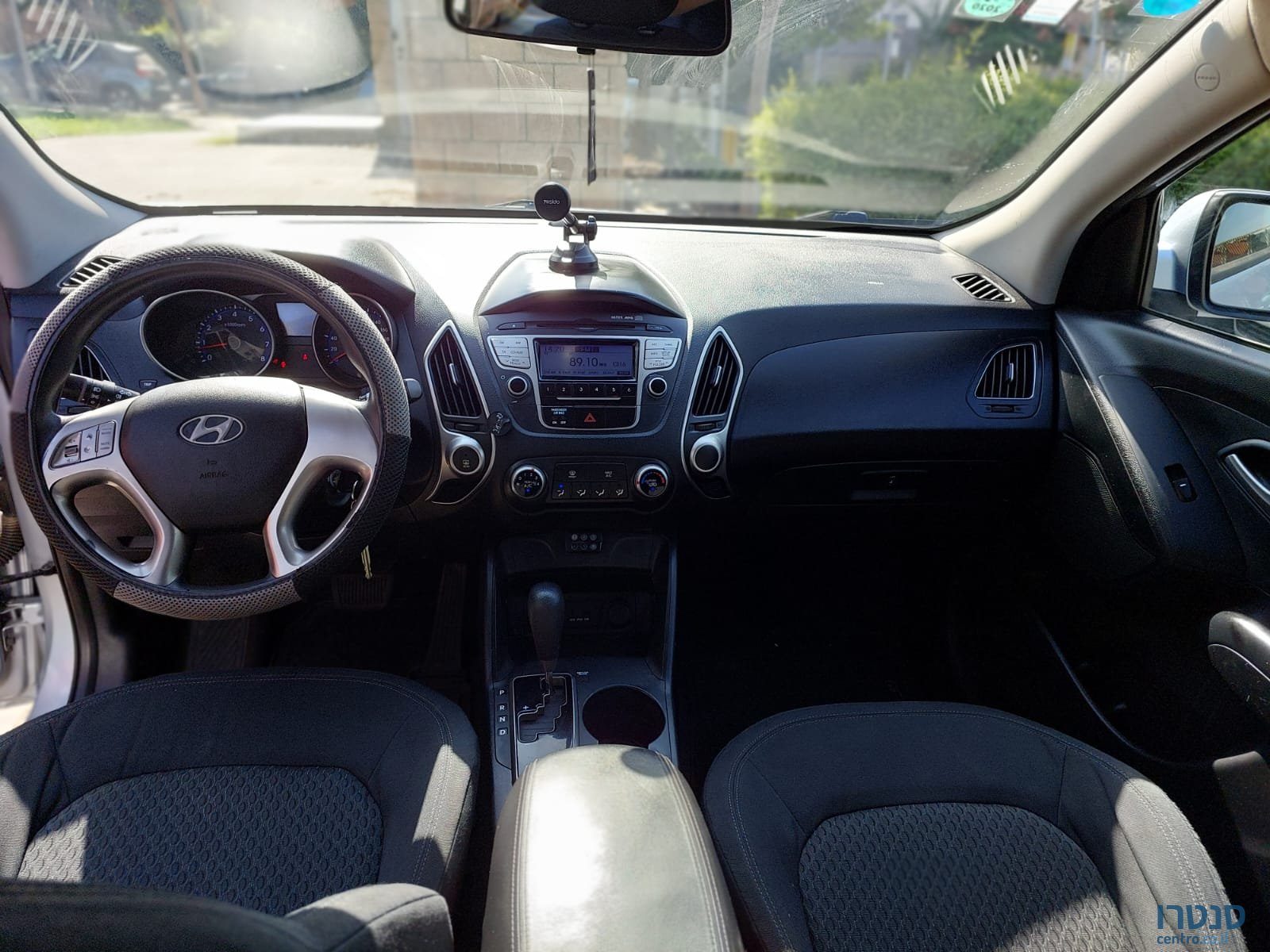 2013' Hyundai ix35 photo #5